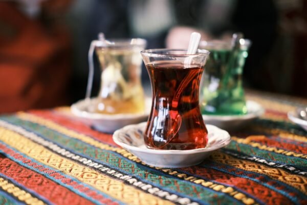 Turkish Tea Set for 6 – Glasses, Saucers & Spoons (18 pcs)